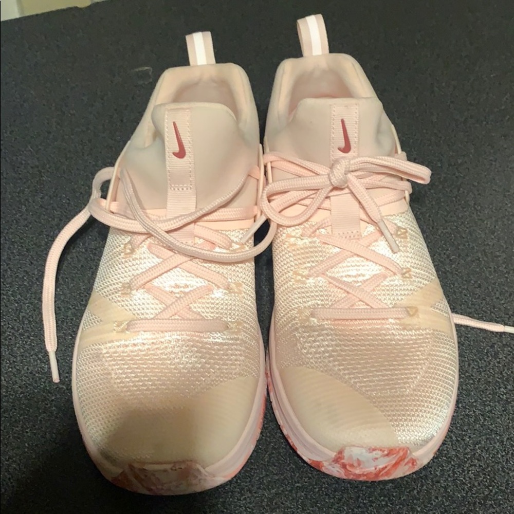 NIKE METCON TRAINING SHOES